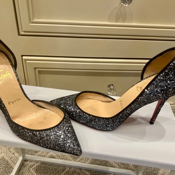 Christian Louboutin Paris  Heels - Picture 2 of 6